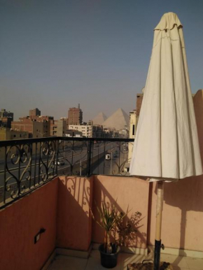 Pyramids Road